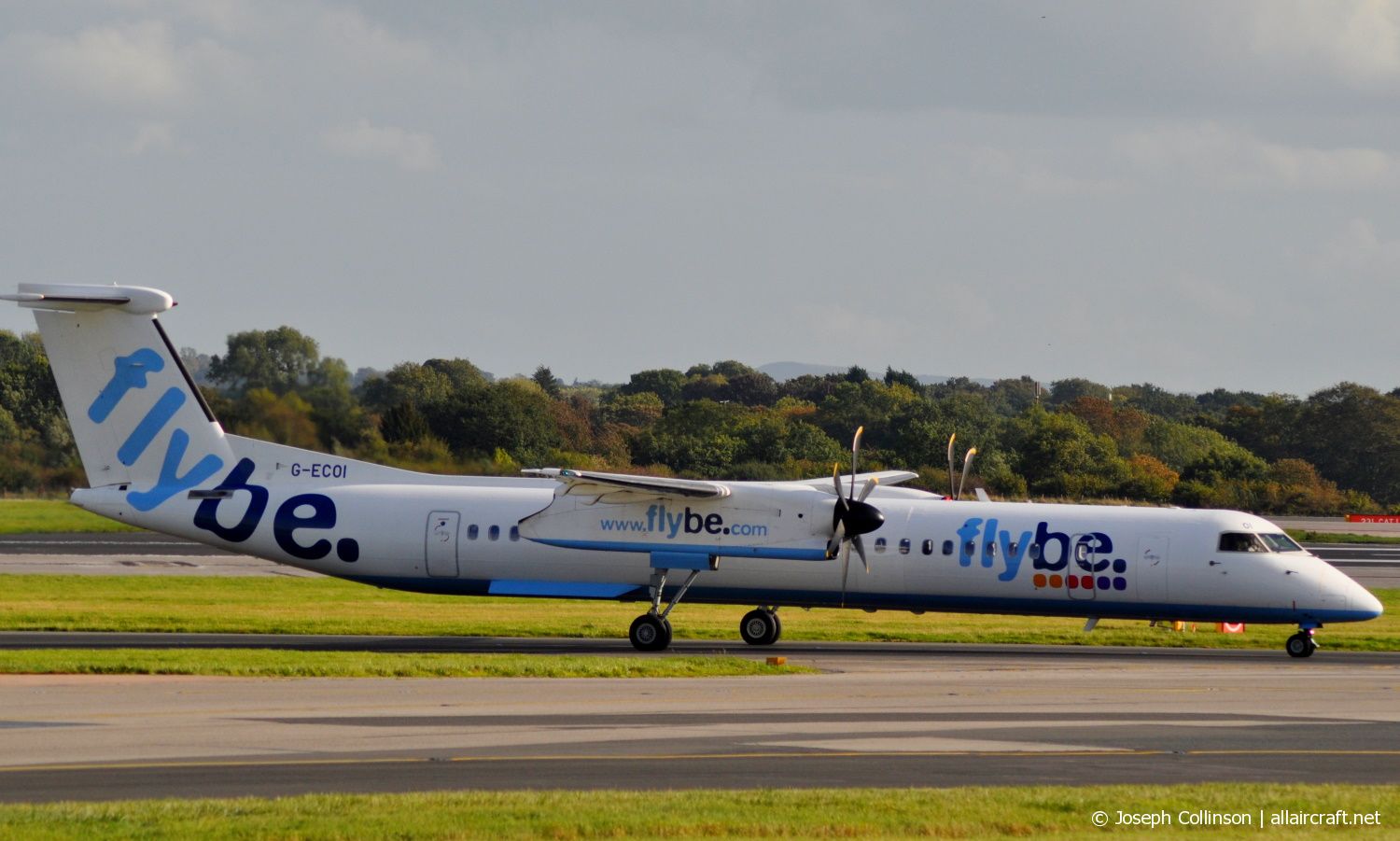 G-ECOI (4224) 2008 Bombardier Dash 8-Q402