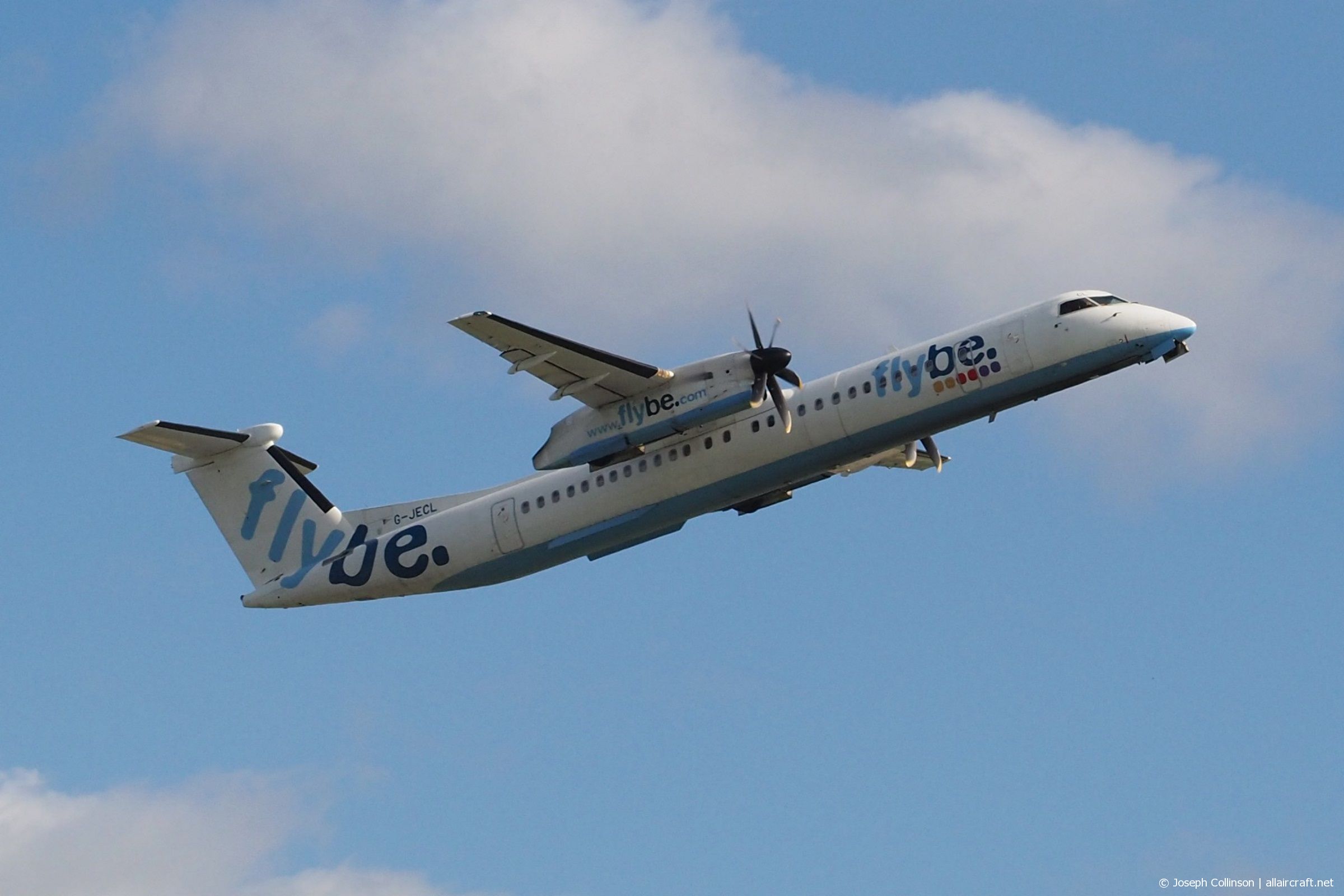 G-JECL (4114) Bombardier Dash 8-Q402