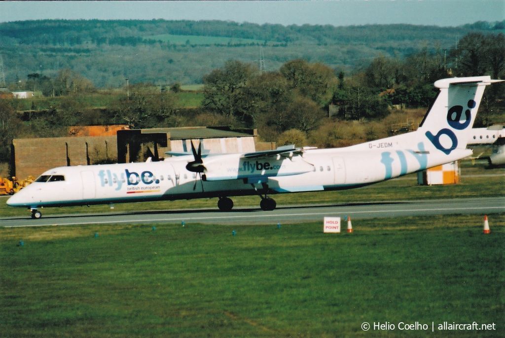 G-JEDM (4077) 2002 Bombardier Dash 8-Q402