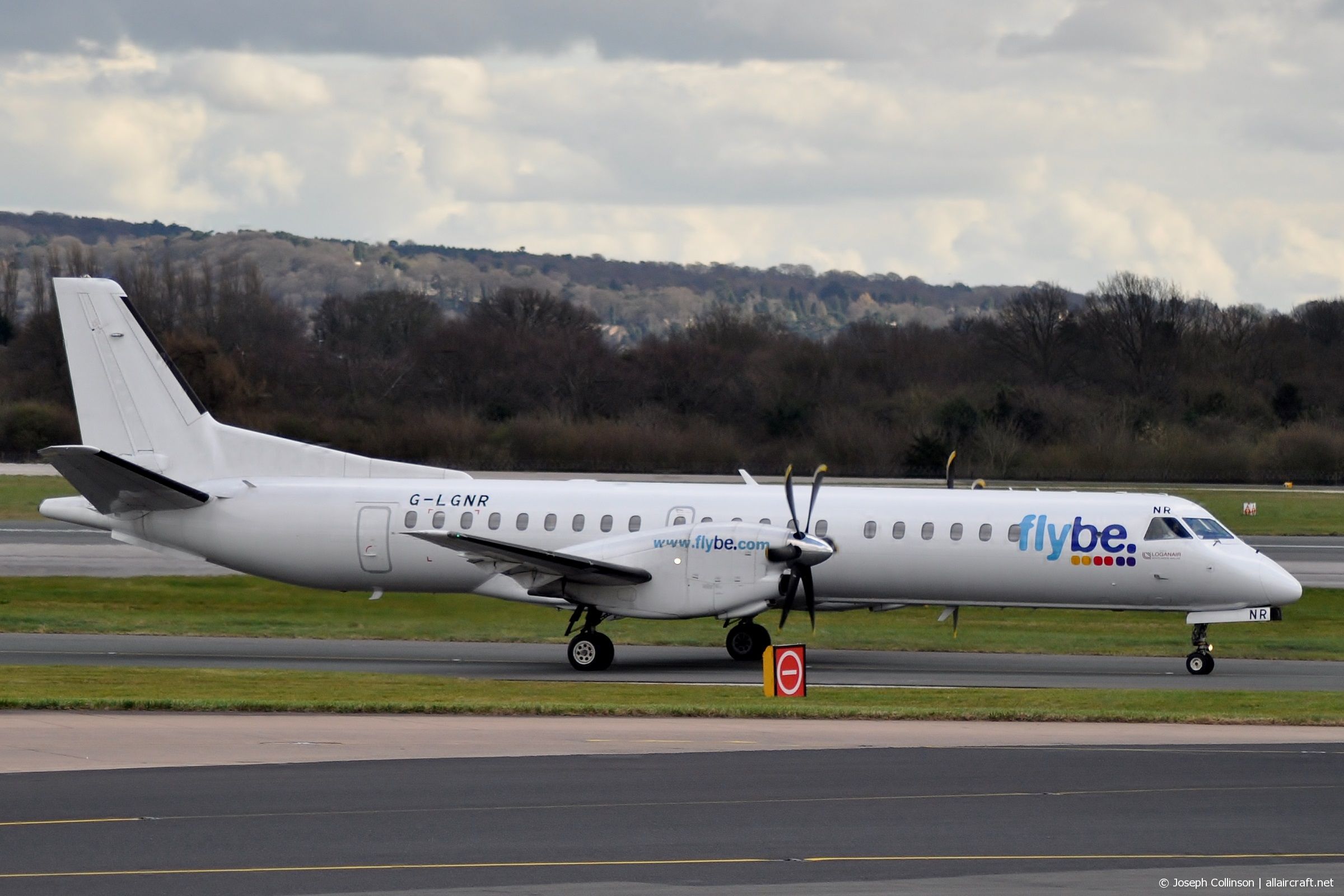 G-LGNR (2000-004) Saab 2000