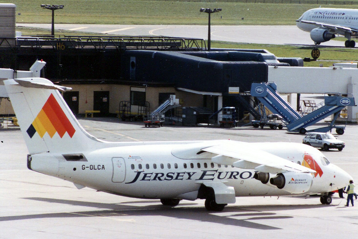 G-OLCA (E2099) 1988 British Aerospace BAe-146-200