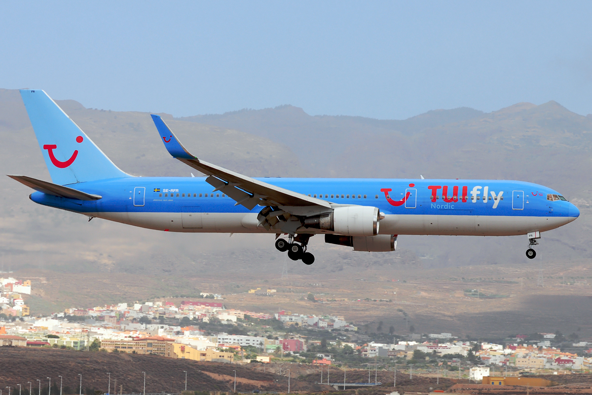 SE-RFR (29617) 1999 Boeing 767-38A(ER)(WL)