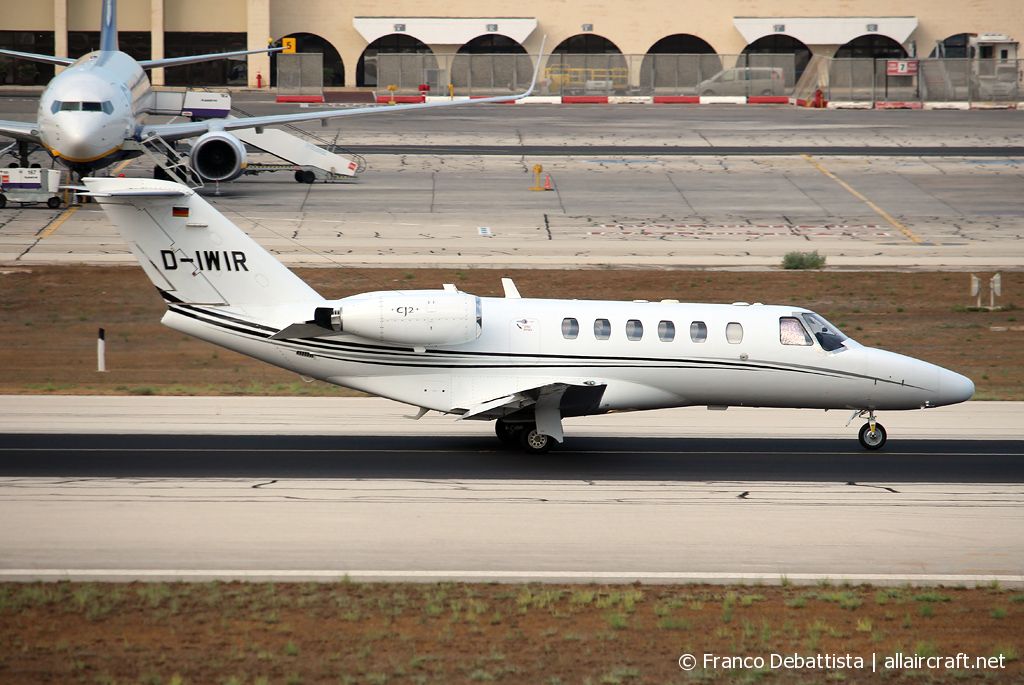 D-IWIR (525A-0102) Cessna 525A CitationJet CJ2