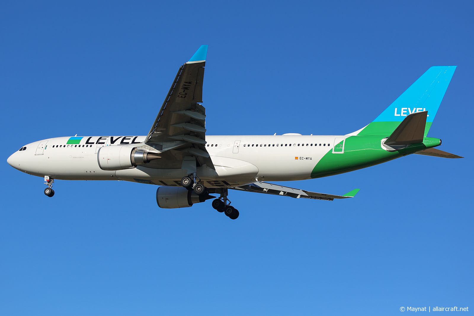 EC-MYA (1877) 2018 Airbus A330-202