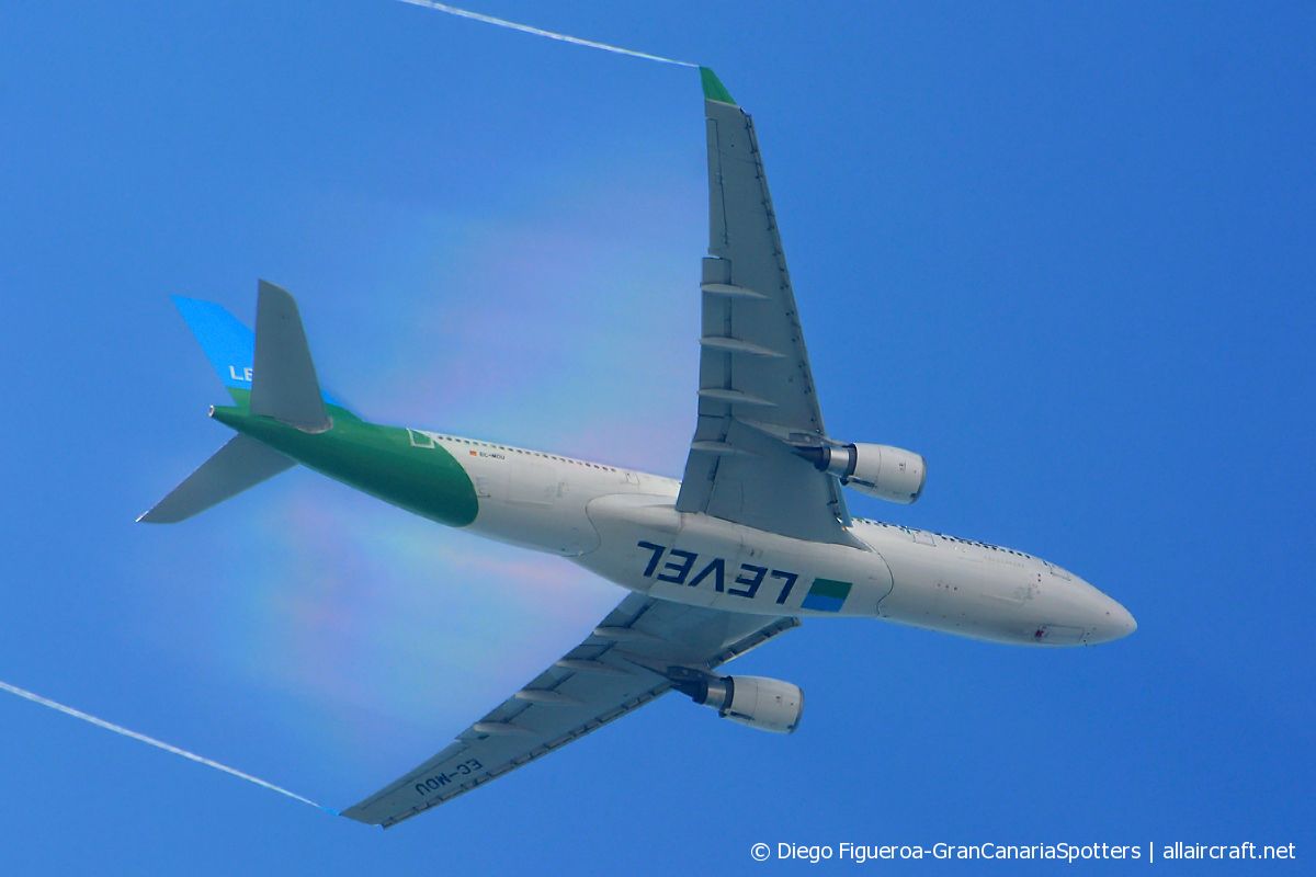 EC-MOU (1777) 2017 Airbus A330-202