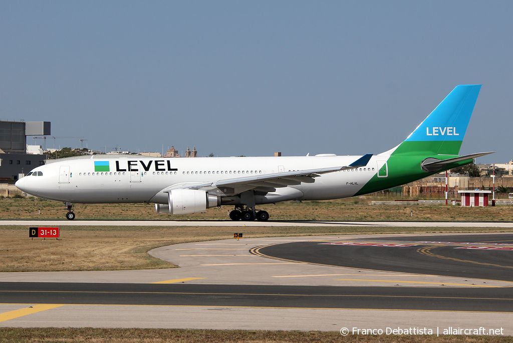 F-HLVL (1864) 2018 Airbus A330-202