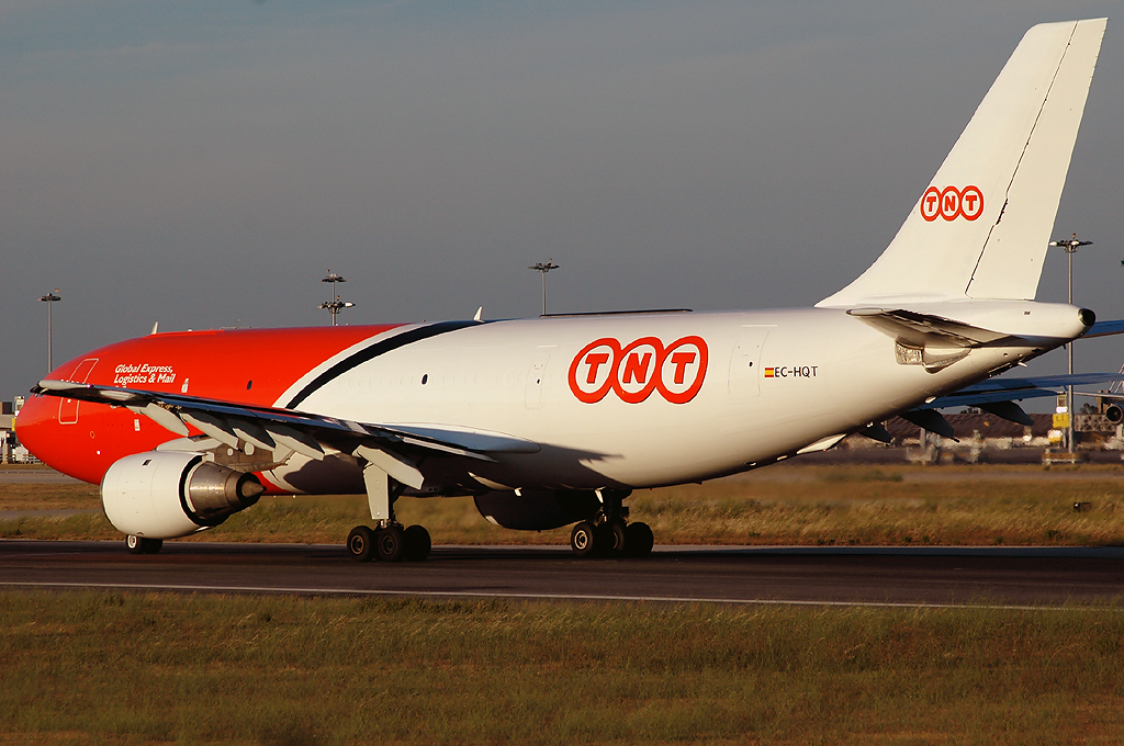 EC-HQT (124) 1980 Airbus A300B4-103(F)