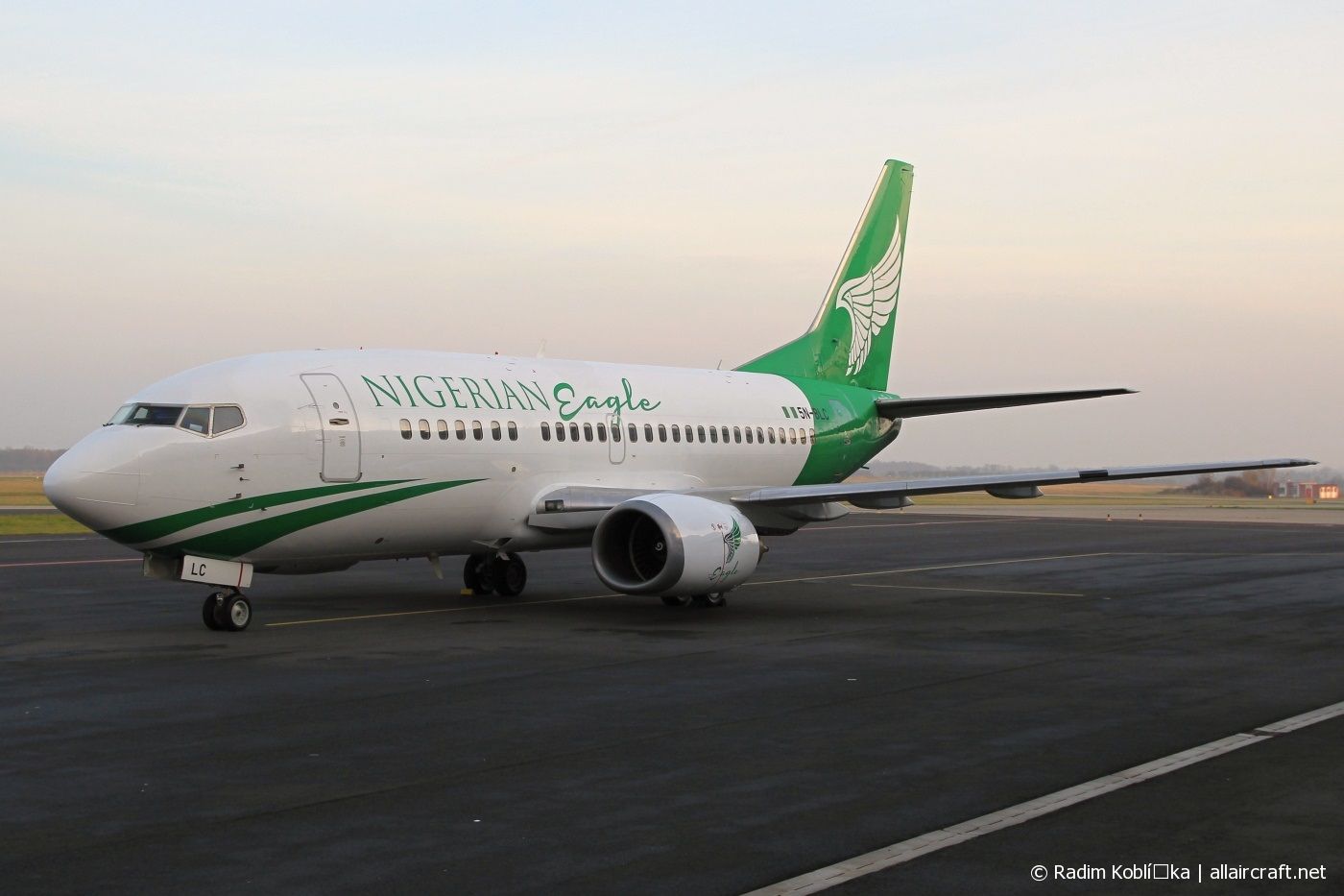 5N-BLC (26692) 1993 Boeing 737-522