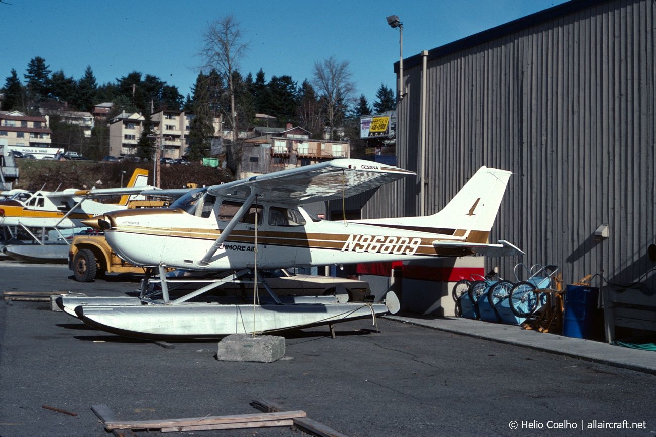 N96809 (17276117) 1984 Cessna 172P