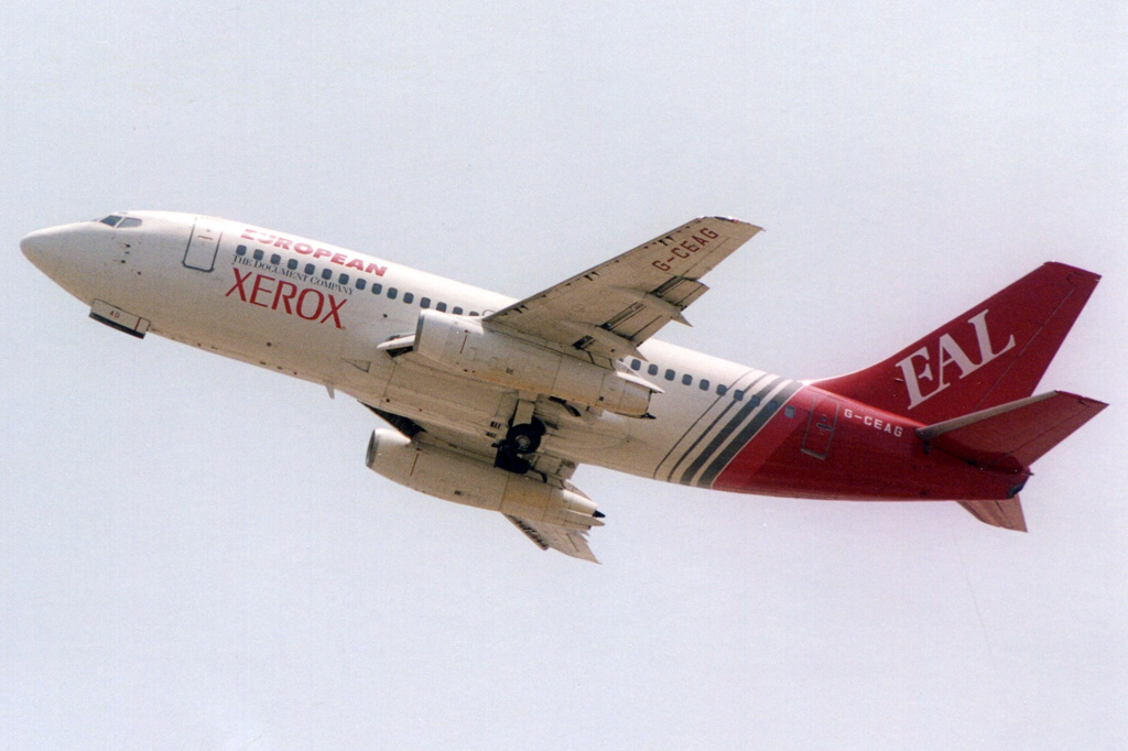 G-CEAG (cn 21136) Boeing 737-229/Adv