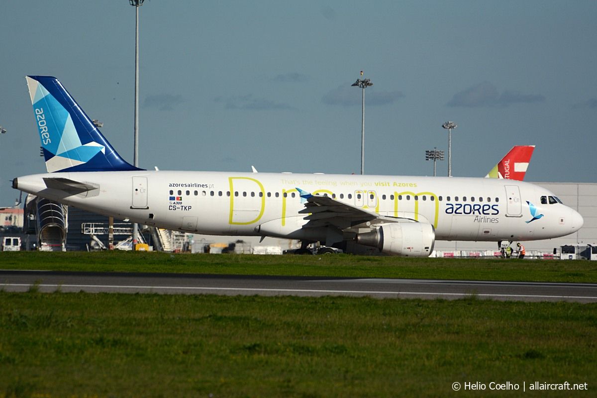 CS-TKP (2011) 2003 Airbus A320-214