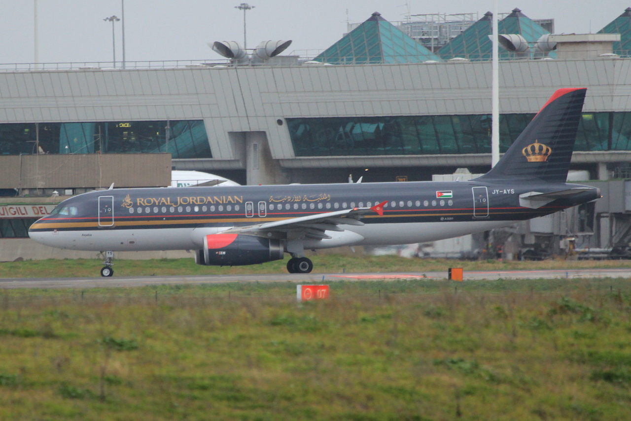 JY-AYS, (cn 4853), Airbus A320-232