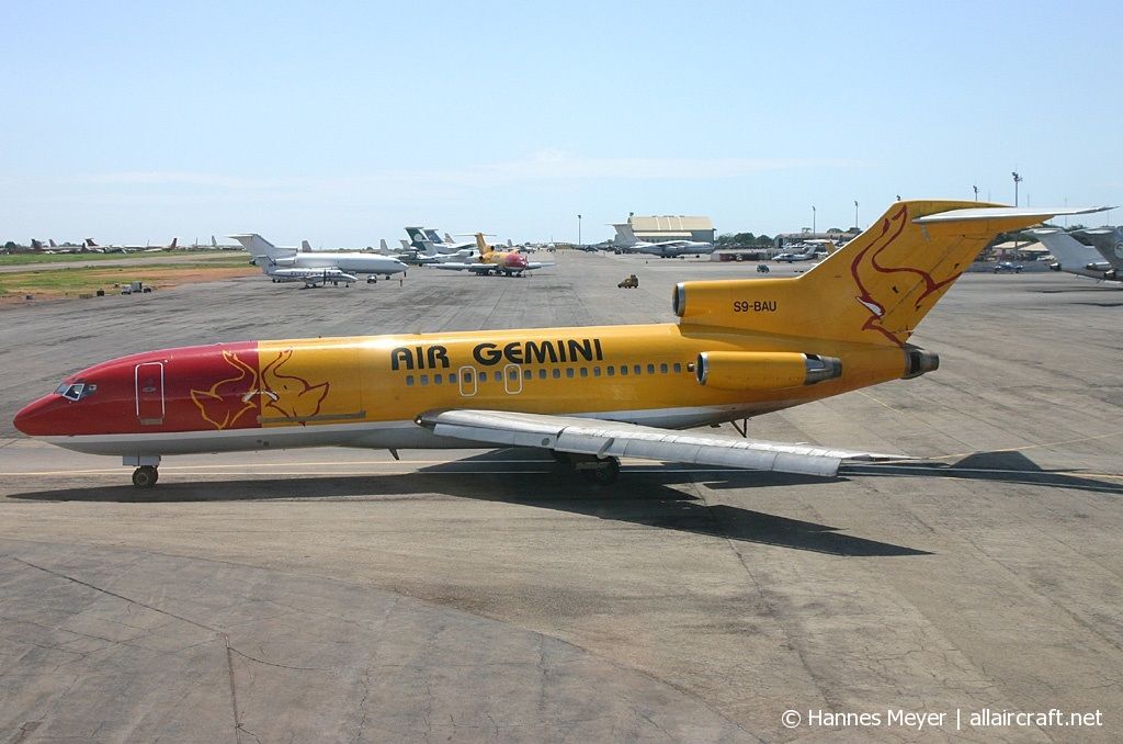 S9-BAU (cn 367) Boeing 727-25C