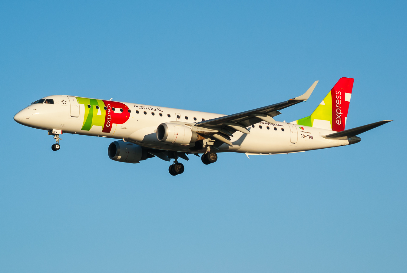 CS-TPW (19000550) Embraer 190-100LR