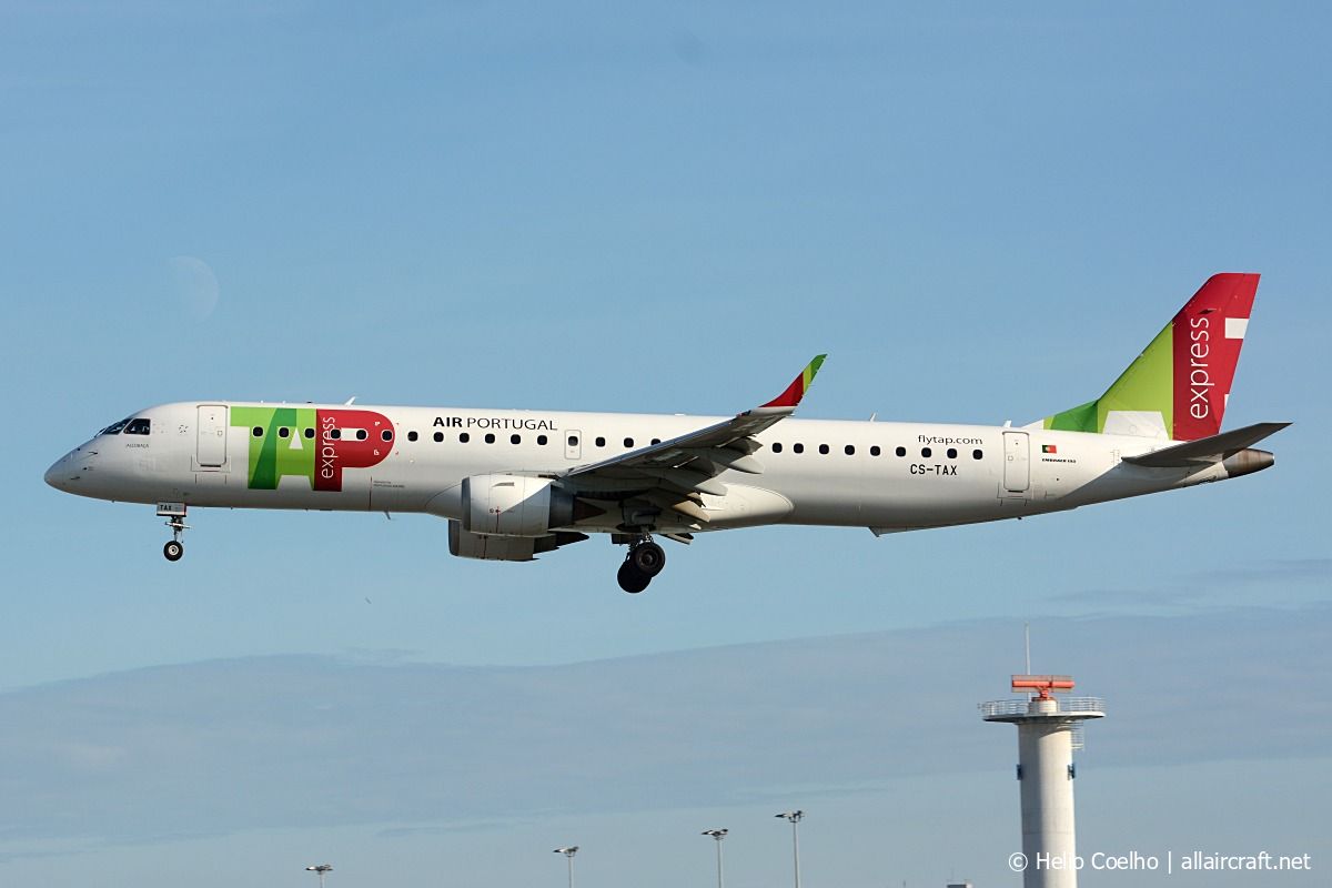CS-TAX (19000344) Embraer 190-200LR