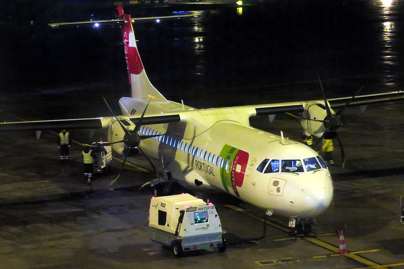 CS-DJC (1232) 2015 ATR-72-600