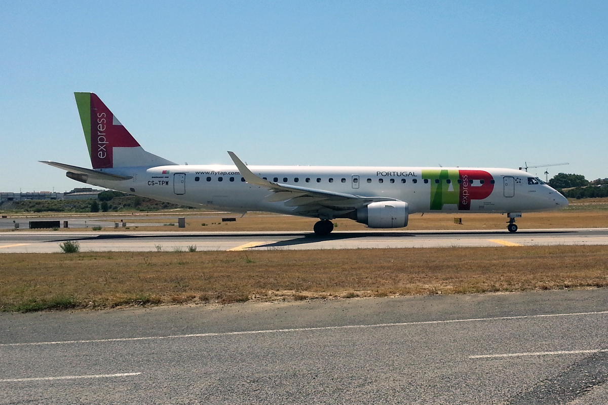 CS-TPW (19000550) Embraer 190-100LR
