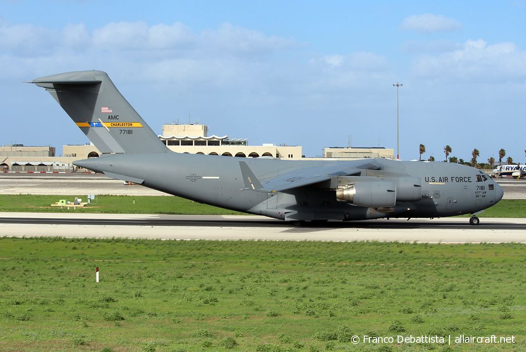 07-7181 (F-198) 2008 Boeing C-17A Globemaster III