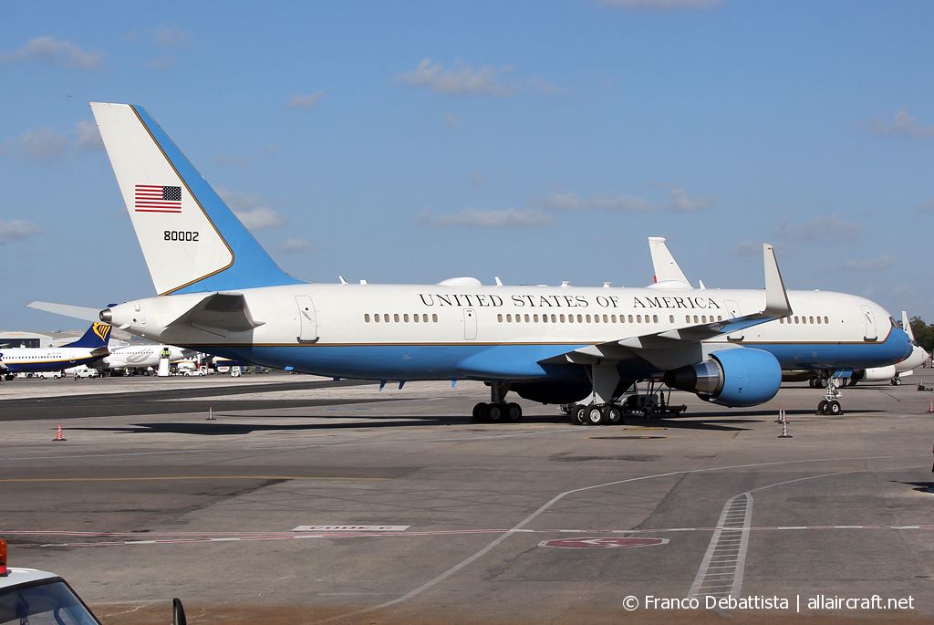 98-0002 (29026) 1998 Boeing C-32A