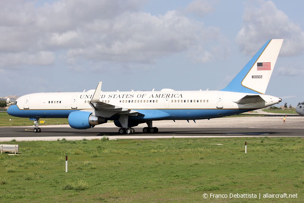 98-0002 (29026) 1998 Boeing C-32A