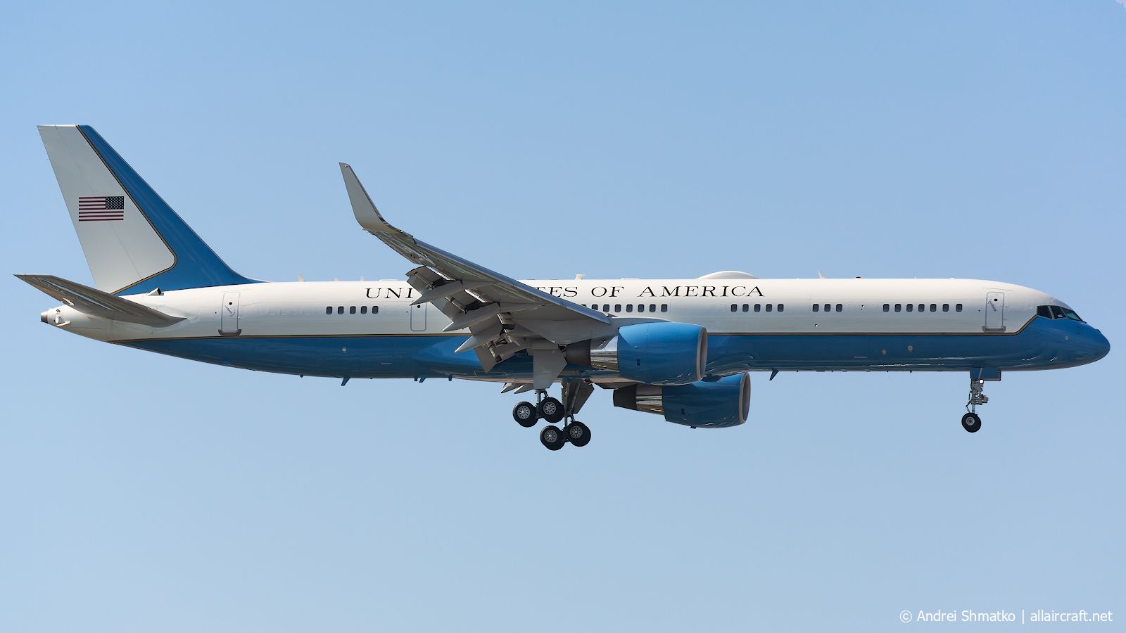 09-0015 (25044) 1991 Boeing C-32A