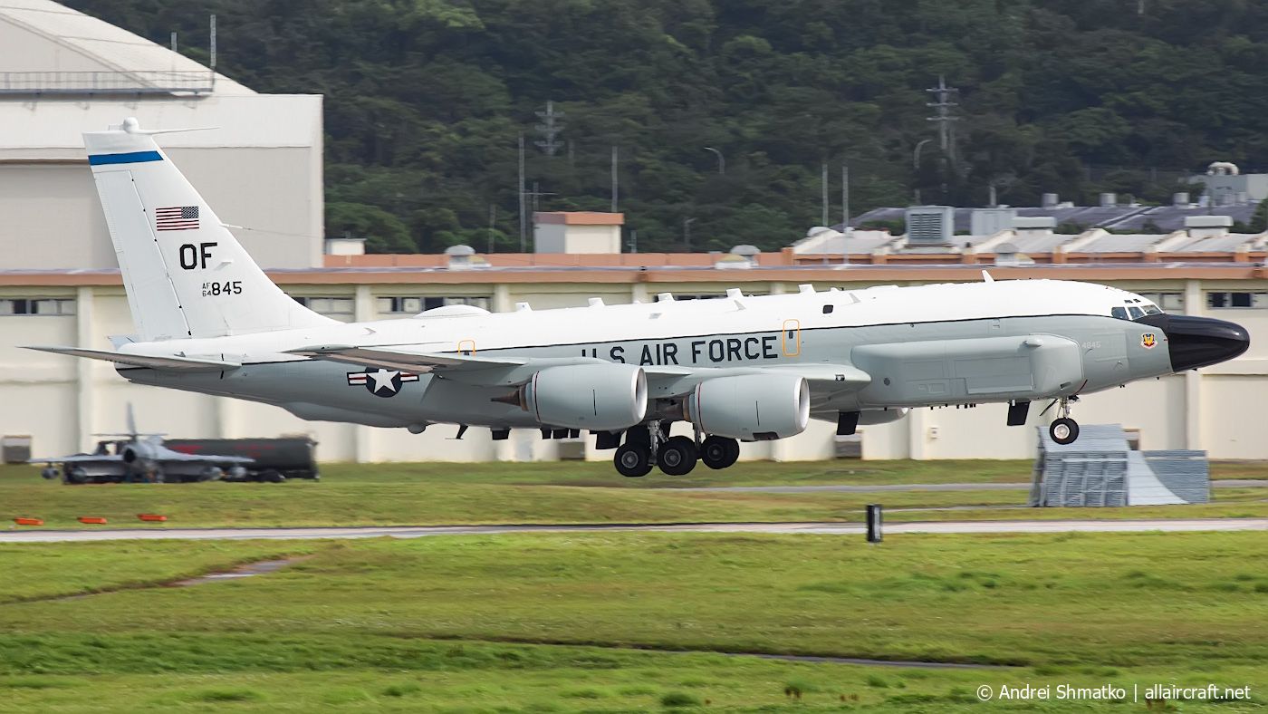 64-14845 (18785) 1964 Boeing RC-135V Rivet Joint