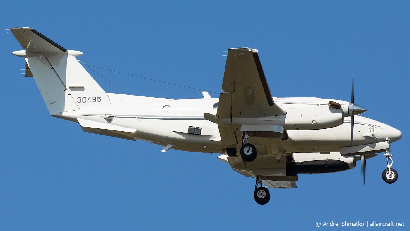 83-0495 (BP-41) 1983 Beechcraft C-12D Huron