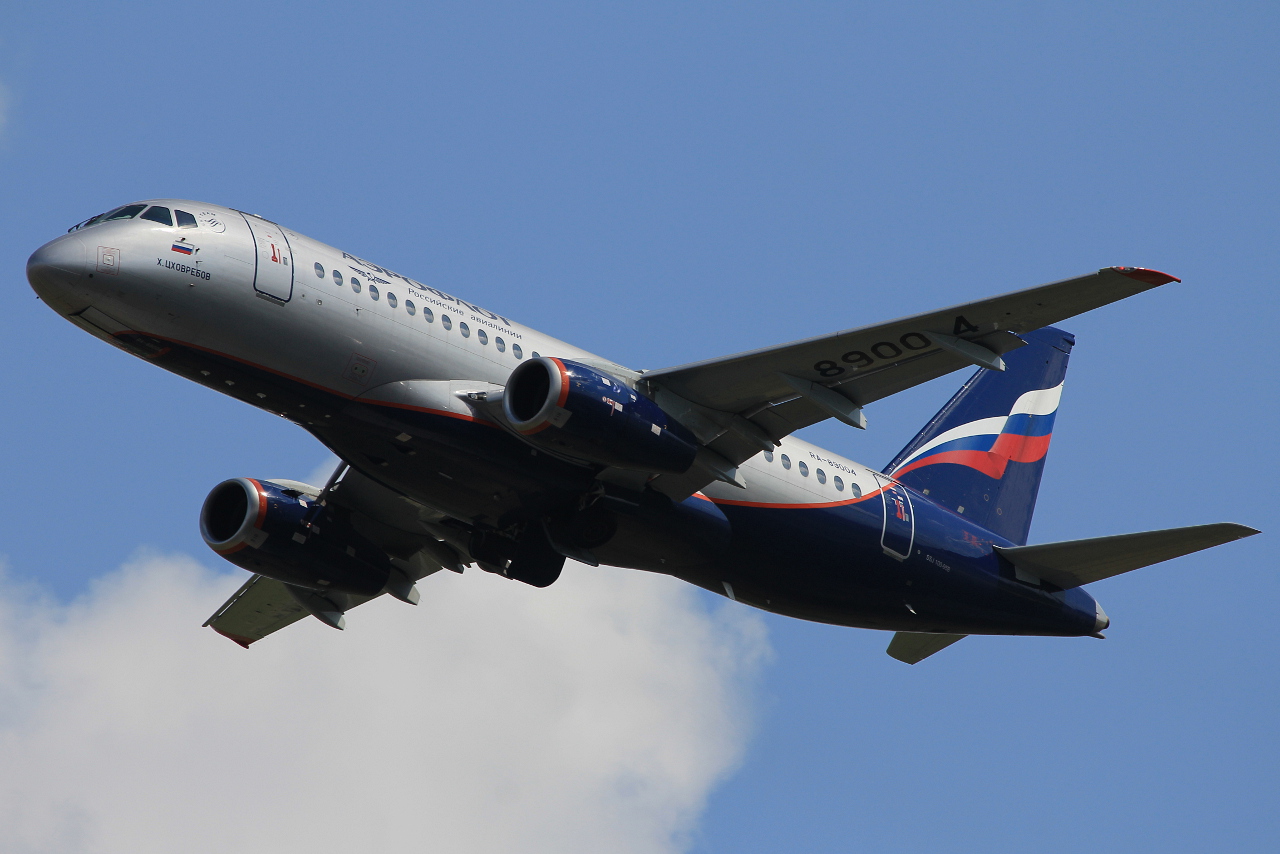 RA-89004 (cn 95012) Sukhoi Superjet 100