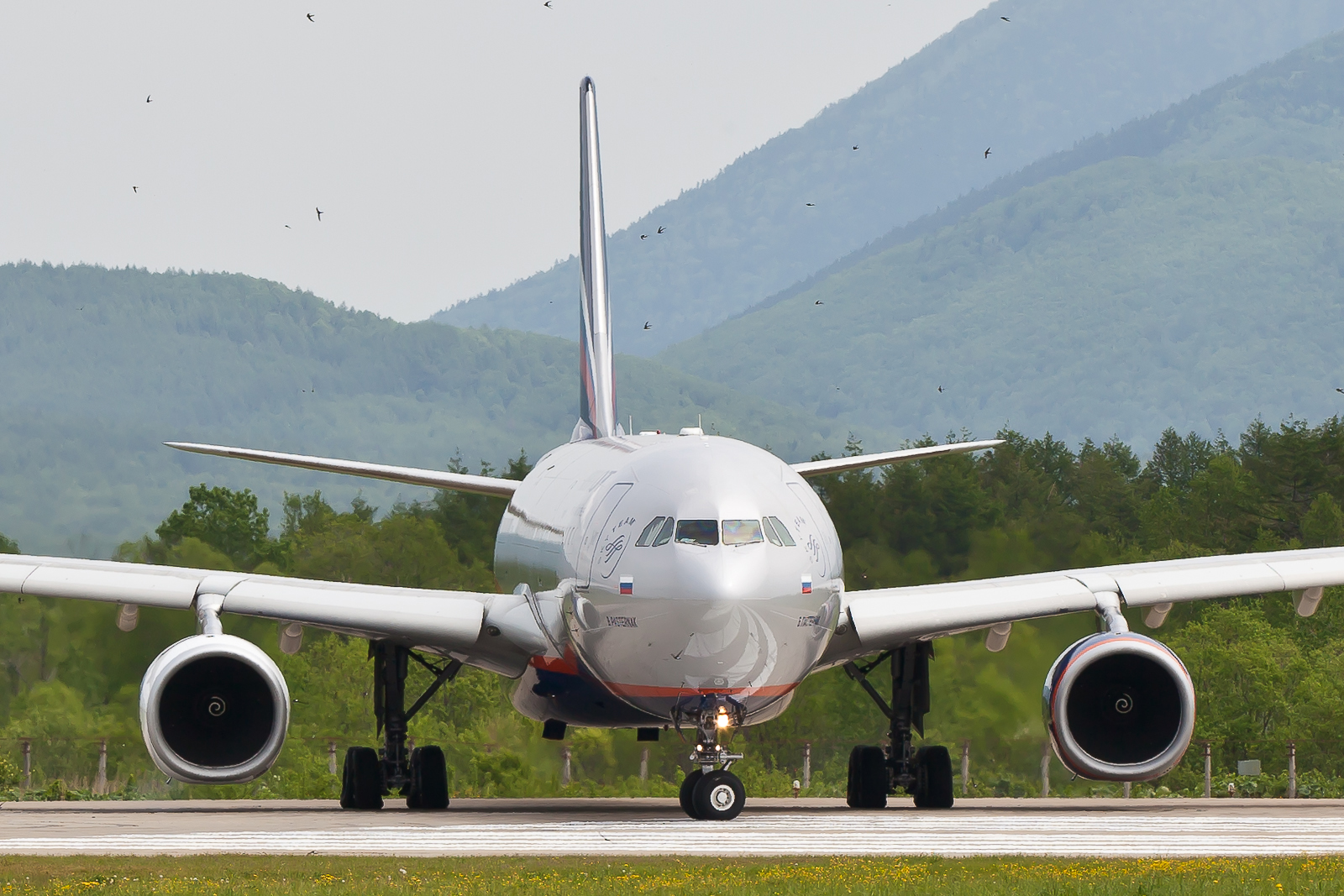 VQ-BCV, (cn 1072), Airbus A330-343