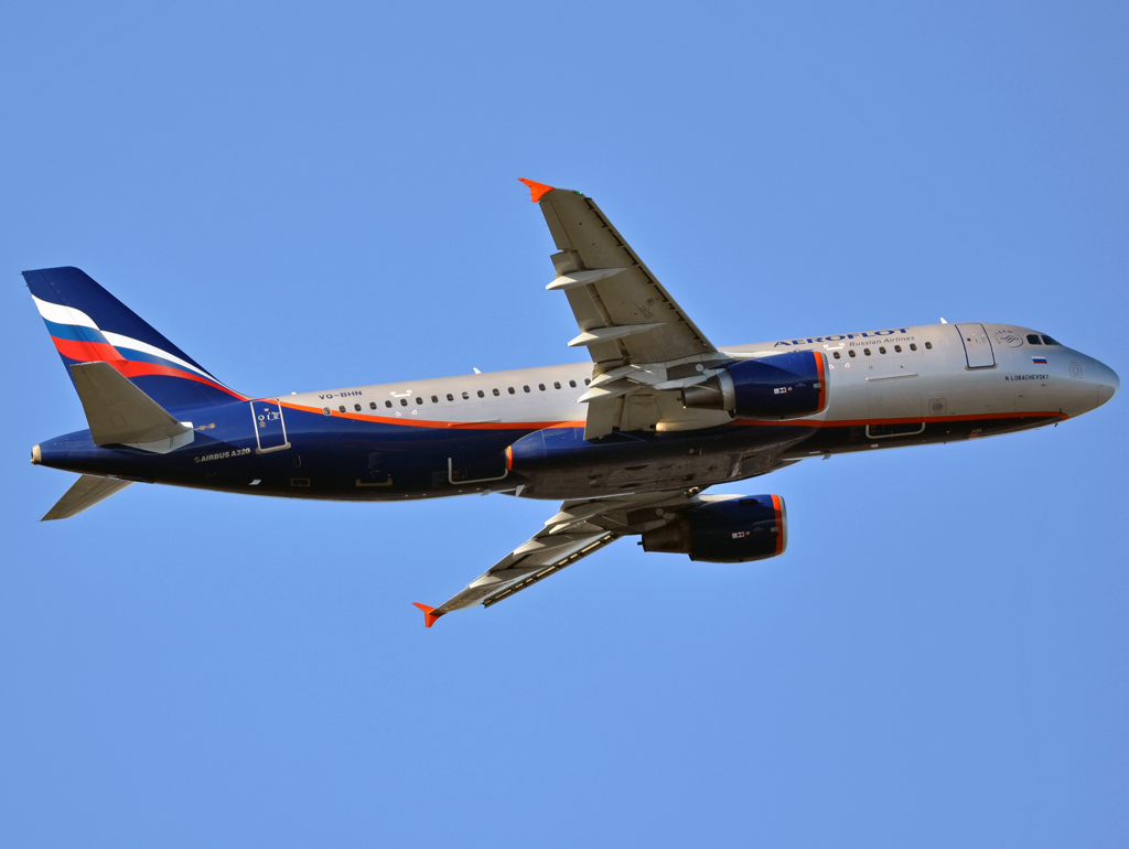 VQ-BHN, (cn 4498), Airbus A320-214