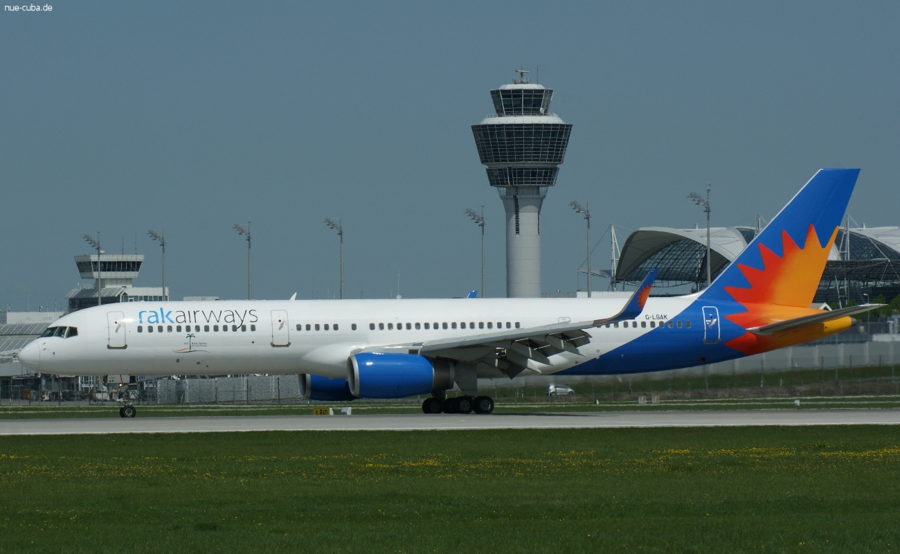 G-LSAK (27973) 1996 Boeing 757-23N(WL)