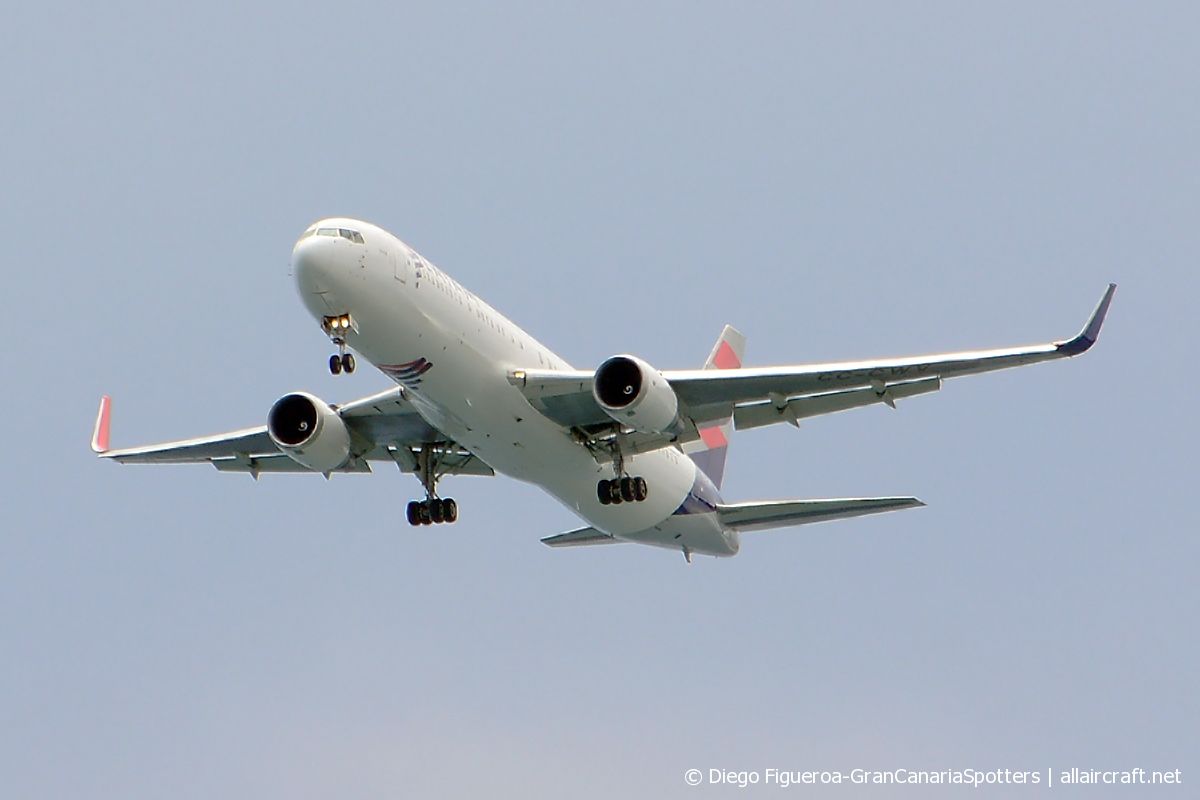 CC-CWV (35230) 2007 Boeing 767-316 ER WL