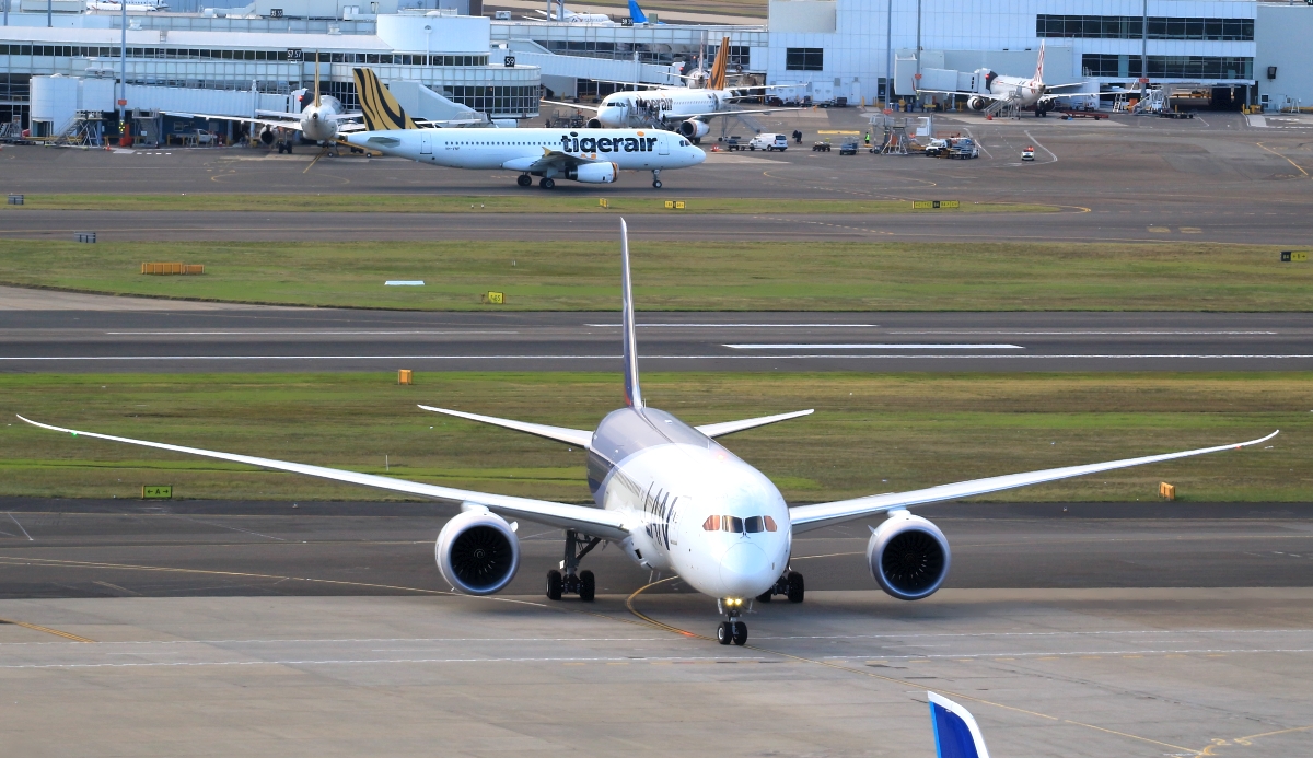 CC-BGD (35322) 2015 Boeing 787-9 Dreamliner