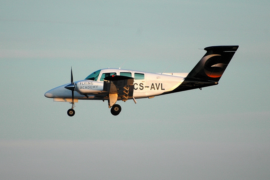 CS-AVL (ME-332) 1980 Beechcraft 76 Duchess