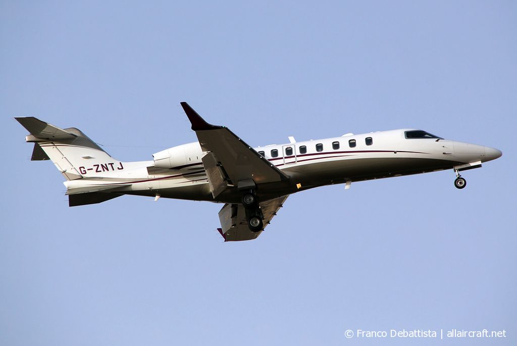 G-ZNTJ (45-562) 2018 Bombardier Learjet 75