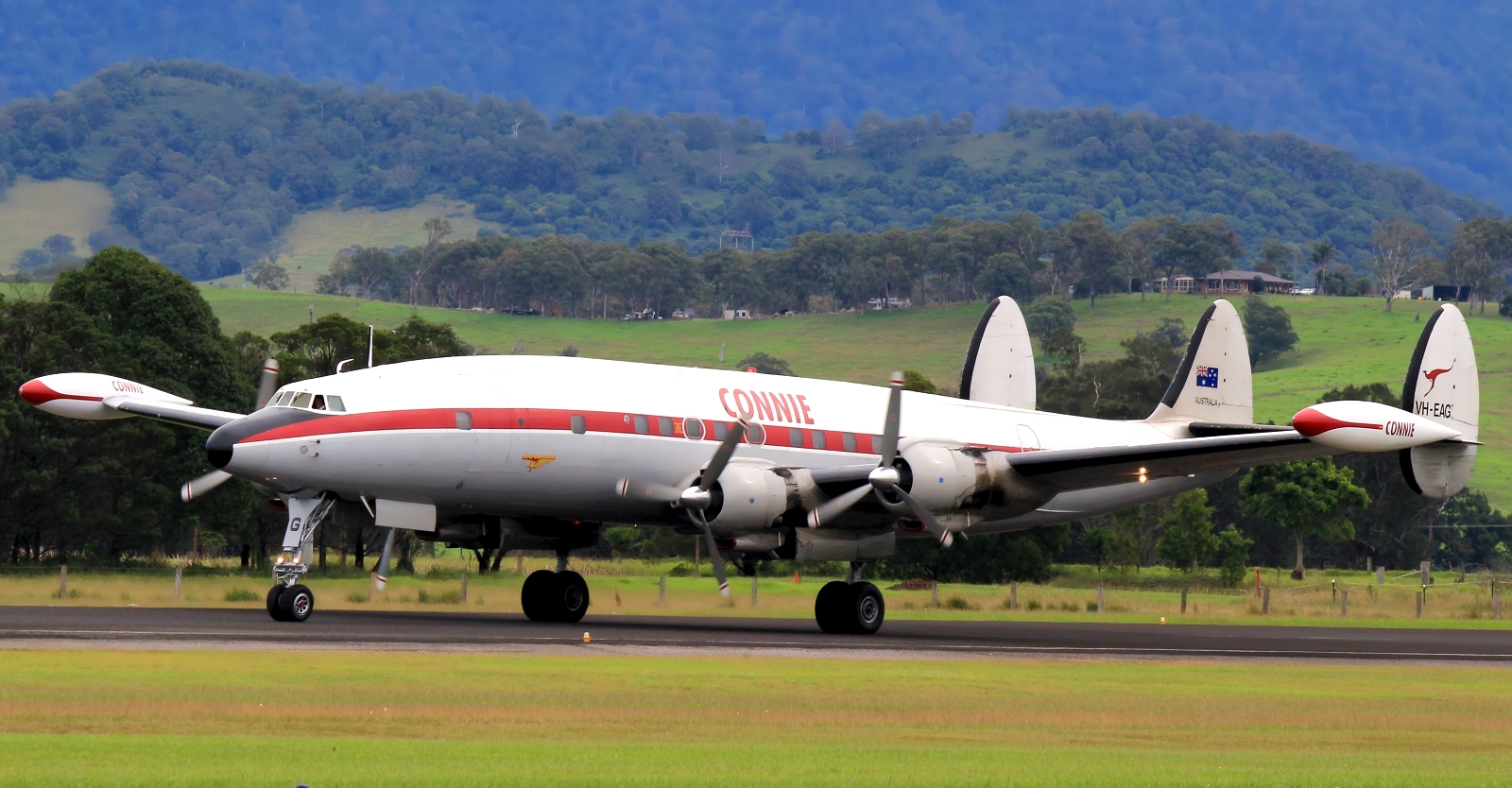 VH-EAG (4176) 1954 Lockheed C-121C Super Constellation