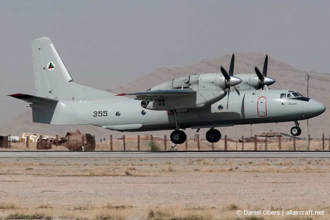 355 (3305) 1993 Antonov An-32B