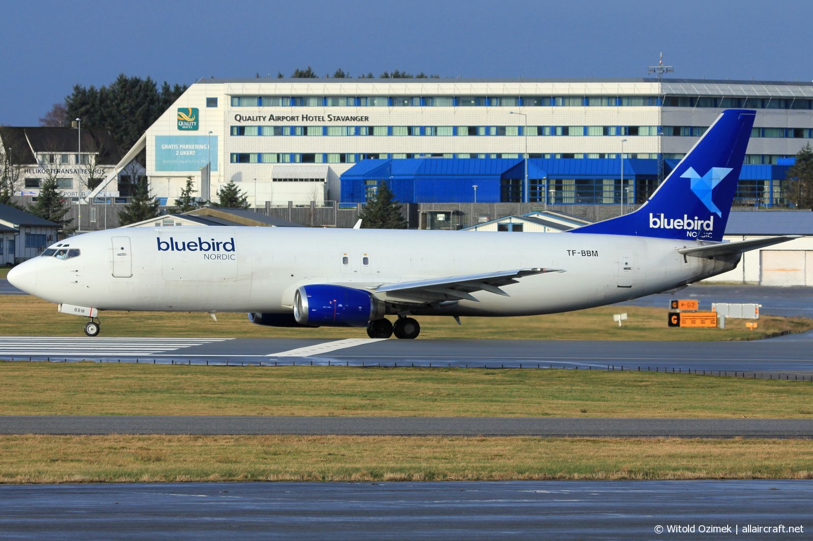 TF-BBM (25376) 1995 Boeing 737-4Q8(SF)