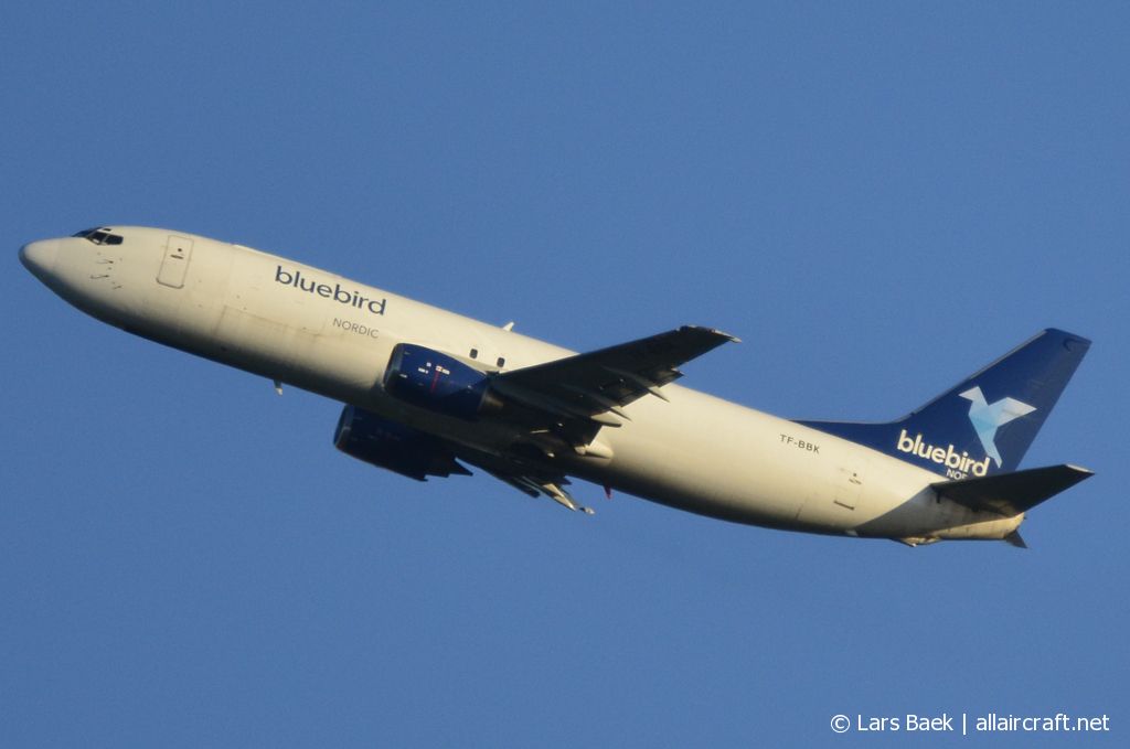 TF-BBK (26302) 1994 Boeing 737-4Q8(SF)