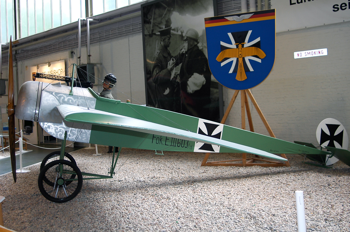 603/15 Fokker E-III Eindecker (replica)