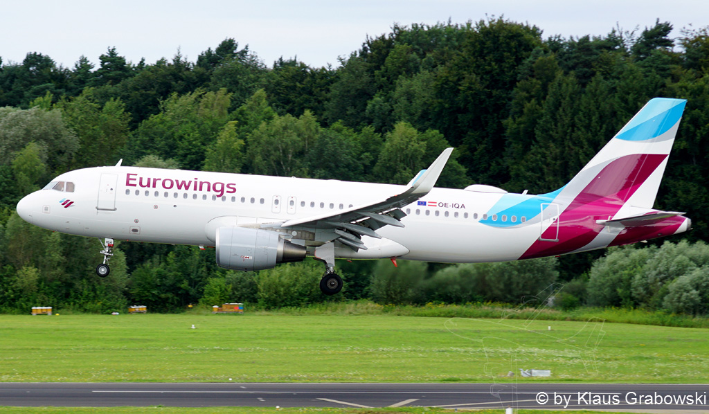 OE-IQA (6992) 2016 Airbus A320-214