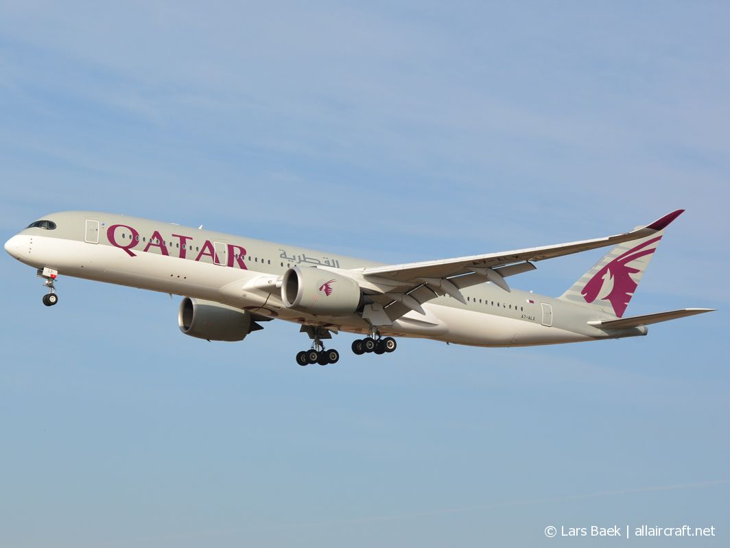 A7-ALX (126) 2018 Airbus A350-941