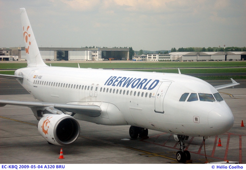 EC-KBQ (1657) 2001 Airbus A320-214
