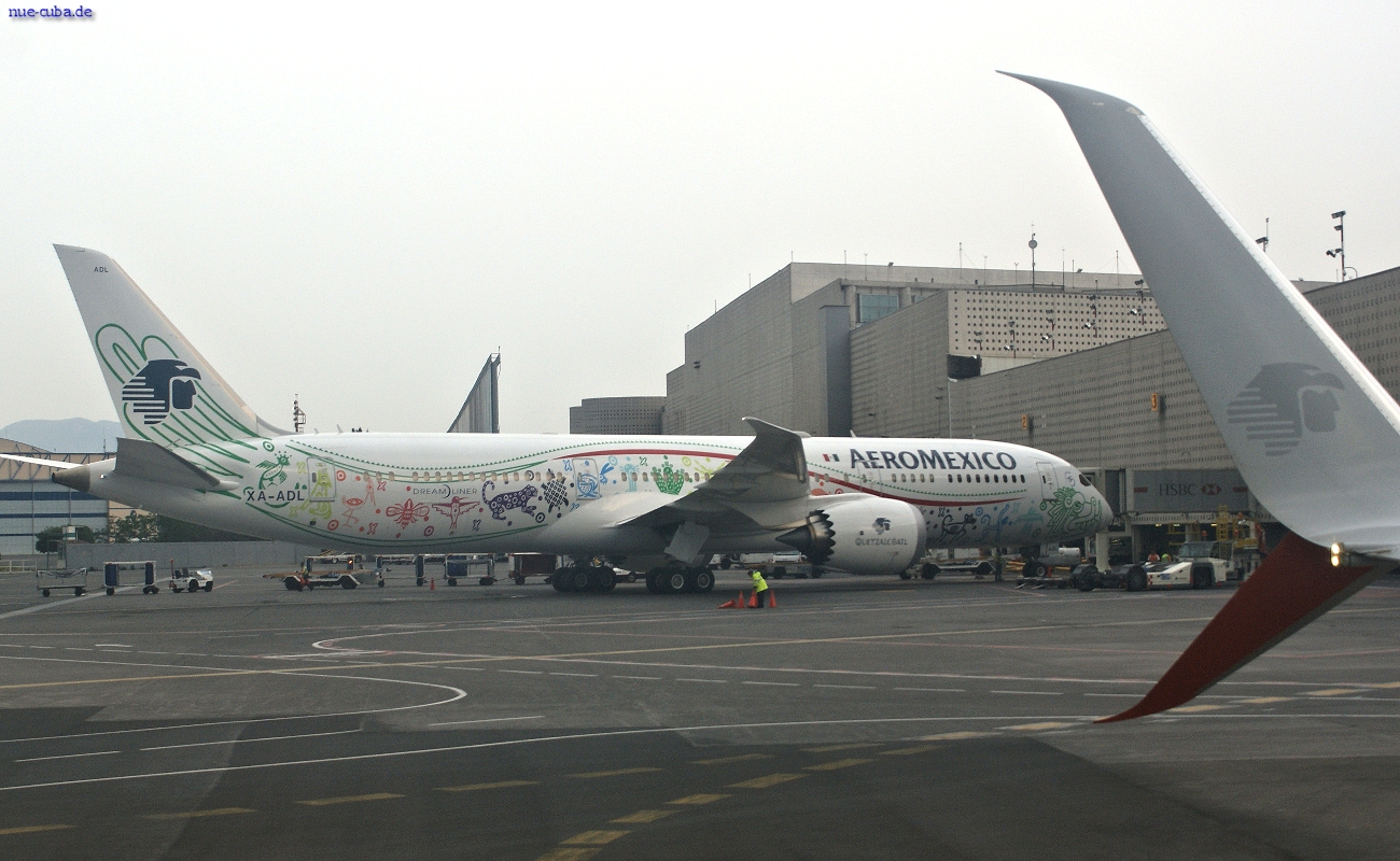 XA-ADL (cn 43859) Boeing 787-9