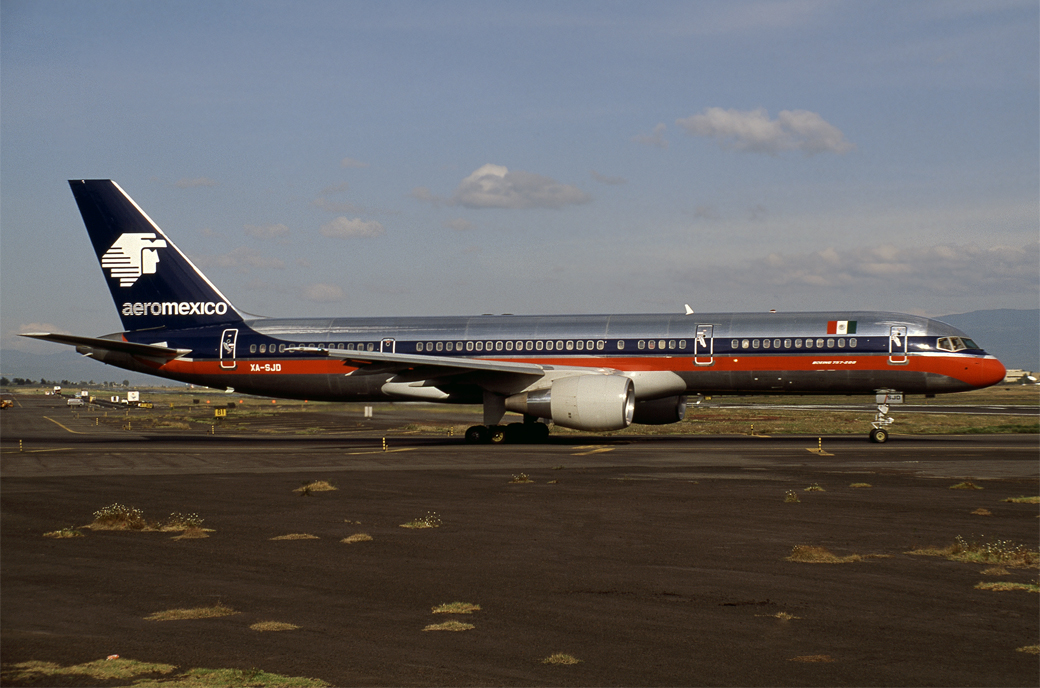 XA-SJD · Boeing 757-2Q8 · (MEX / MMMX)