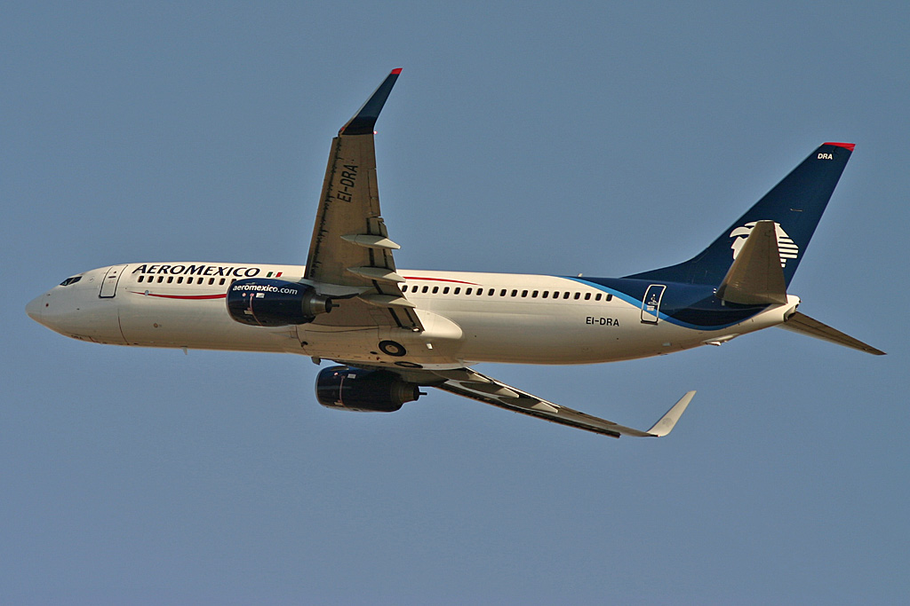 EI-DRA (cn 35114) Boeing 737-852