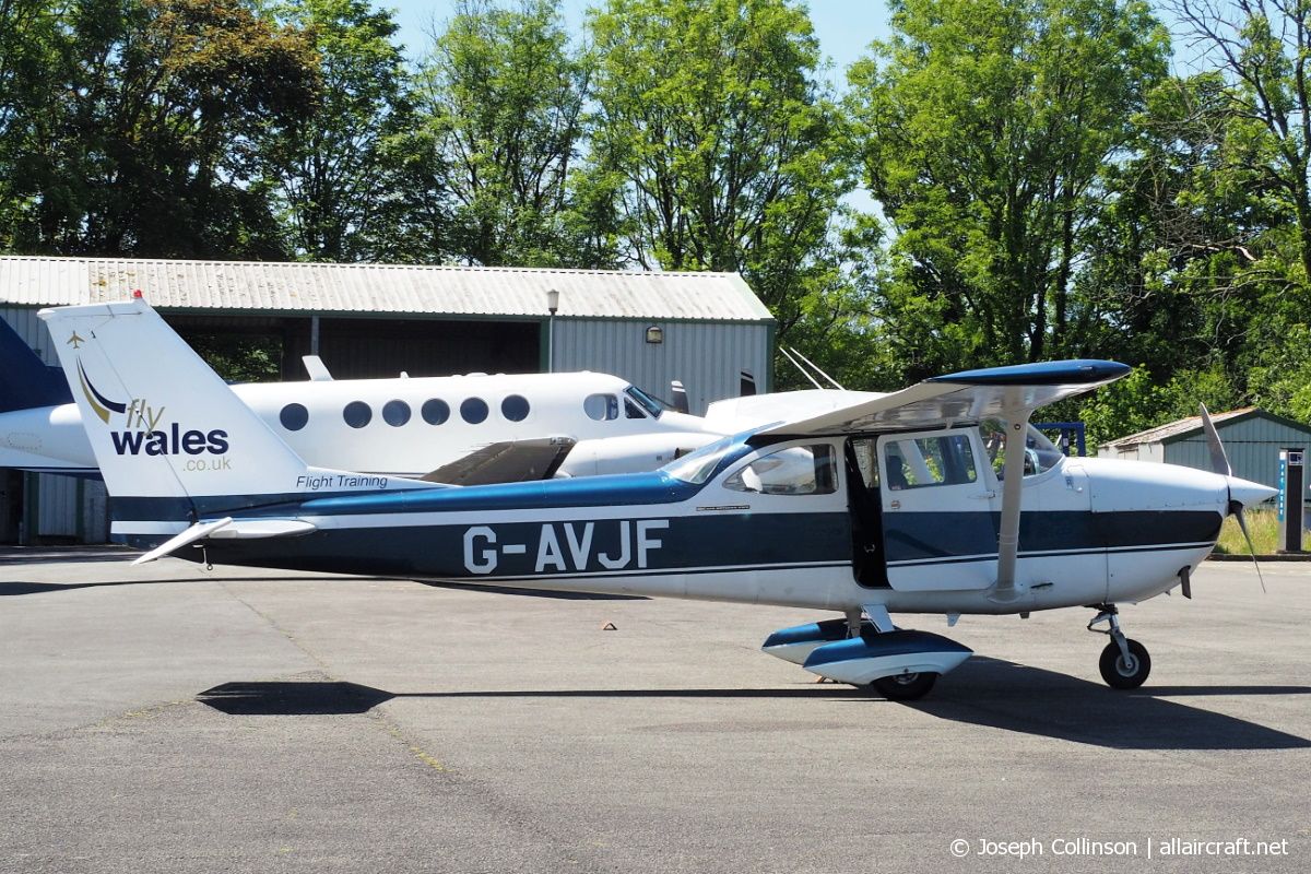 G-AVJF (0393) 1967 Reims-Cessna F172H Skyhawk