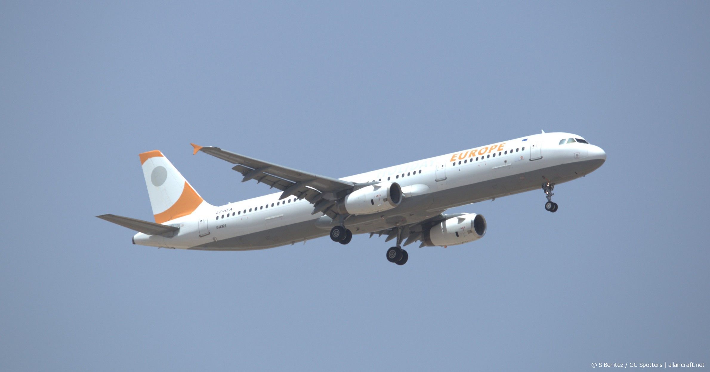LZ-HEA (811) 1998 Airbus A321-131