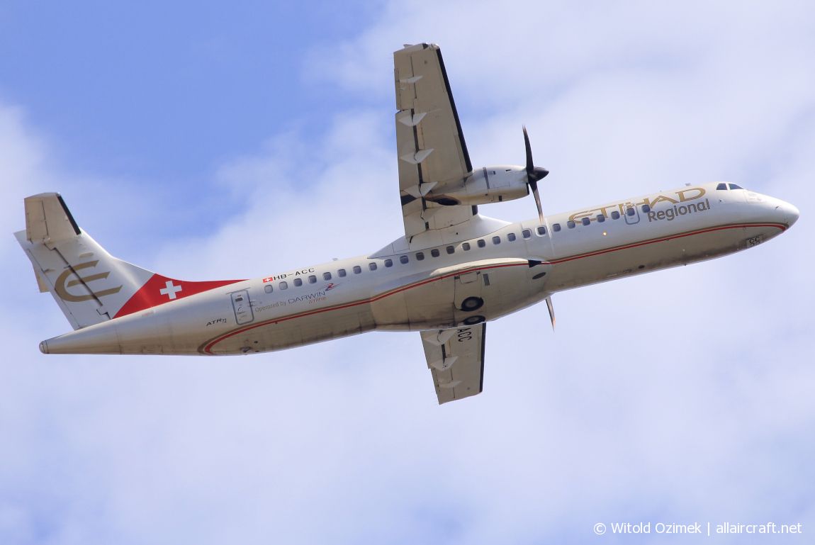 HB-ACC (664) 2001 ATR-72-500