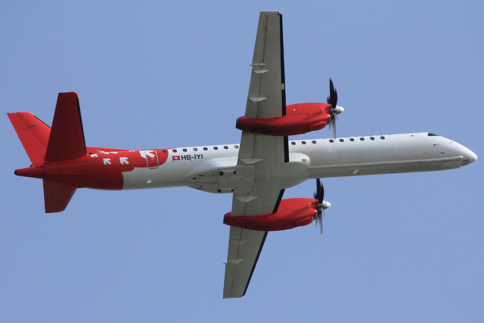 HB-IYI  (2000-0016) Saab 2000